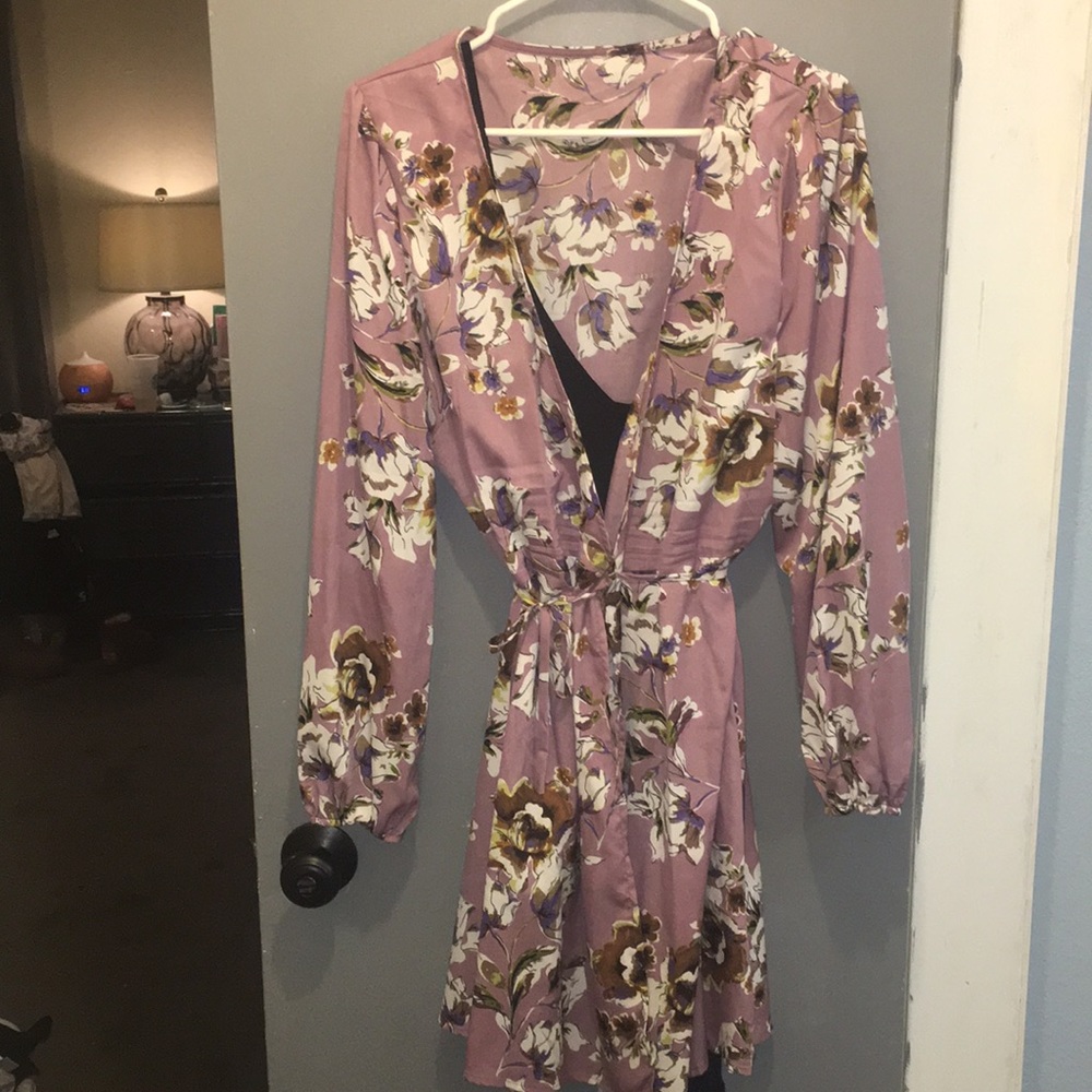 Dress - Picture 2 of 2